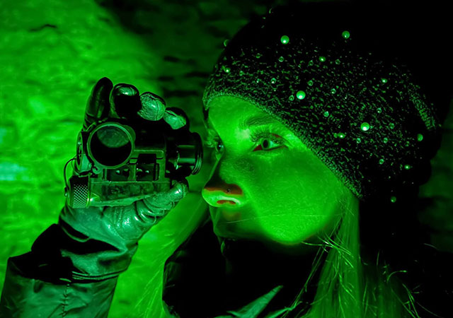Routine maintenance and guarantee of monocular low-light night vision device