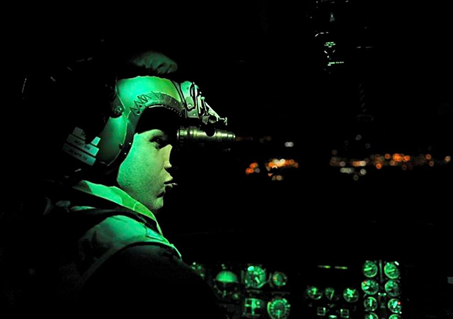 The working principle and application fields of infrared night vision devices