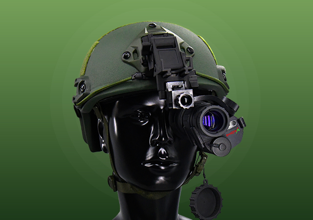 How to choose between monocular night vision goggles and binocular night vision goggles?